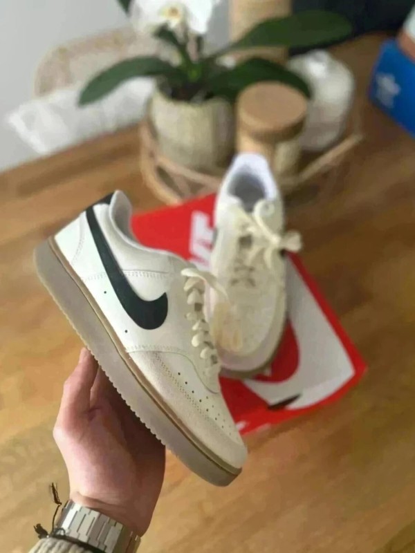 Nike blanche crème vintage taille 37,5 2