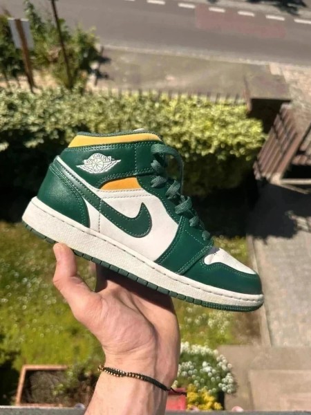 Air Jordan 1 mid sonics vert et jaune 36,5
