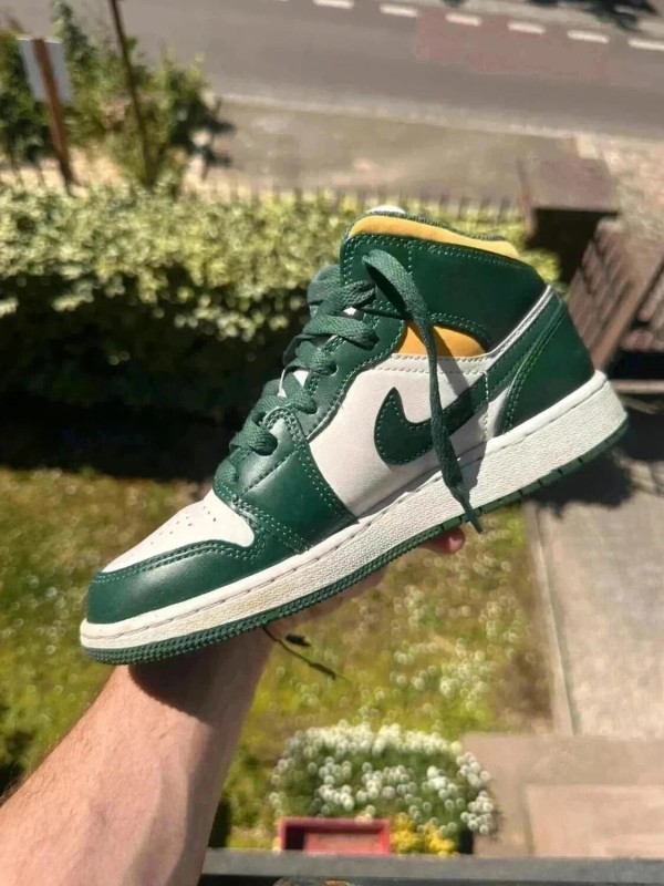 Air Jordan 1 mid sonics vert et jaune 36,5 2