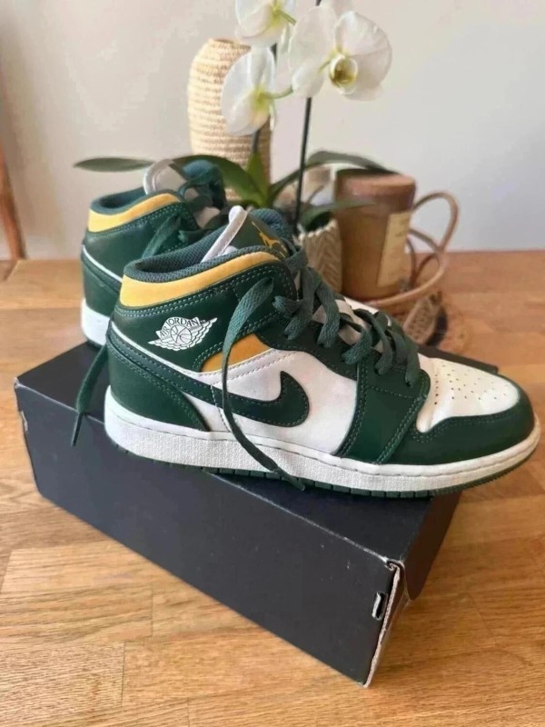 Air Jordan 1 mid sonics vert et jaune 36,5 2