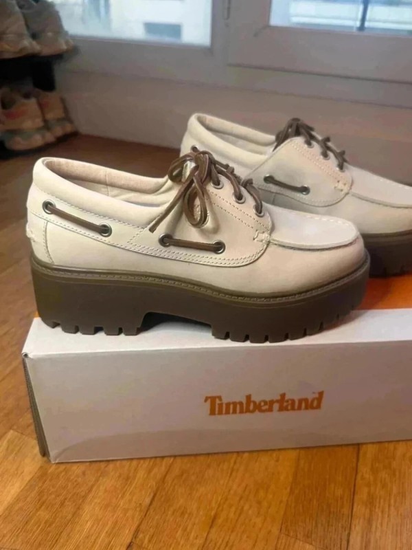 Chaussure bateau Timberland stone street blanc femme 2
