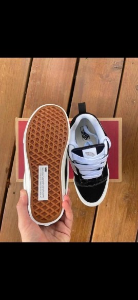 Vans knu skool taille 36,5