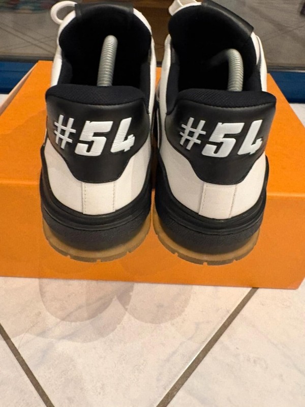 Louis Vuitton LV Trainer Signature 54 noir et blanche taille 8,5 43-44 2