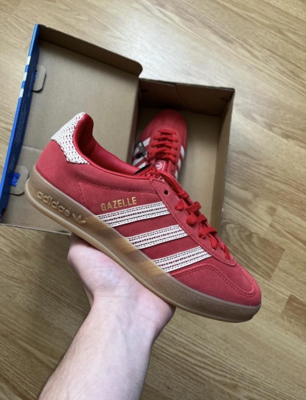 adidas gazelle indoor better scarlet wonder blanc gum