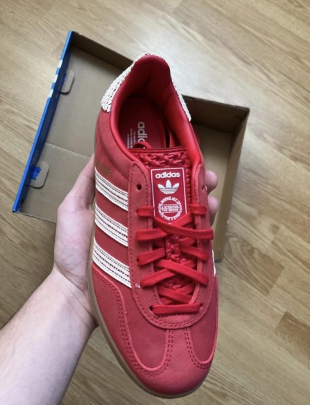adidas gazelle indoor better scarlet wonder blanc gum