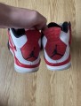Air Jordan 4 Retro fire red
