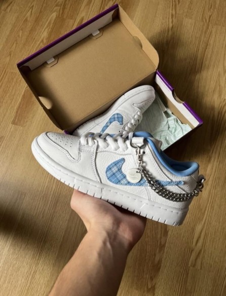 Nike sb Nicole Hause