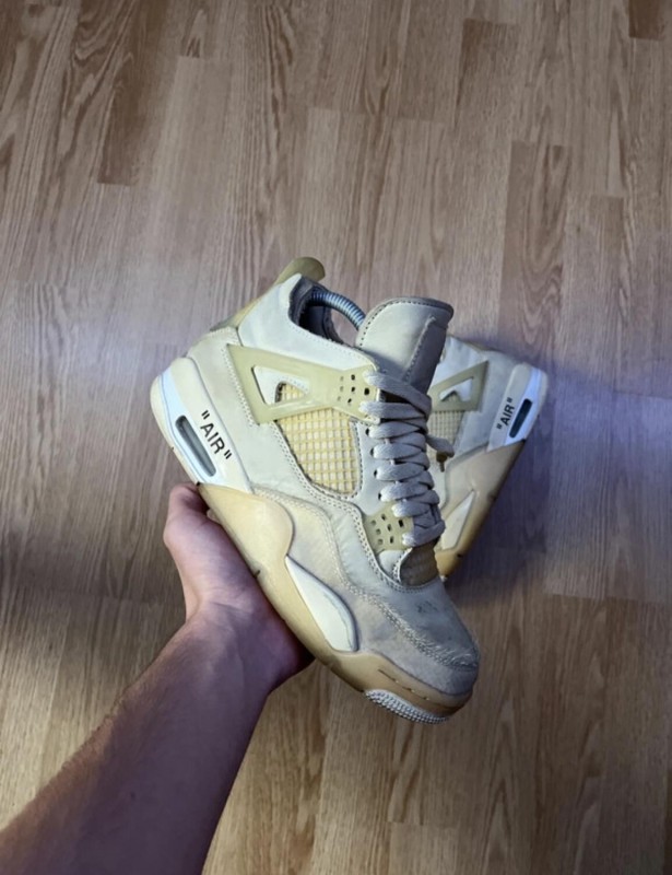 Air Jordan 4 off white sail