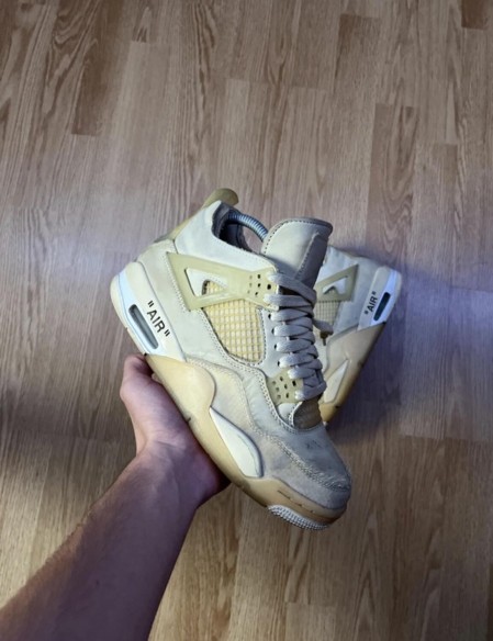 Air Jordan 4 off white sail