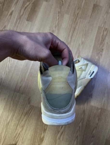 Air Jordan 4 off white sail