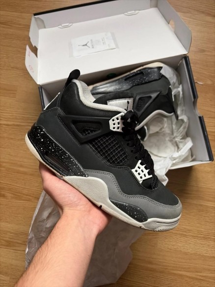 Nike Air Jordan 4 Retro Fear