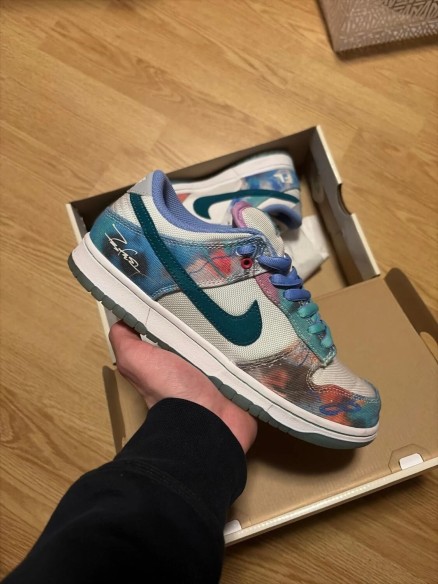 Nike sb futura laboratories taille 40,5