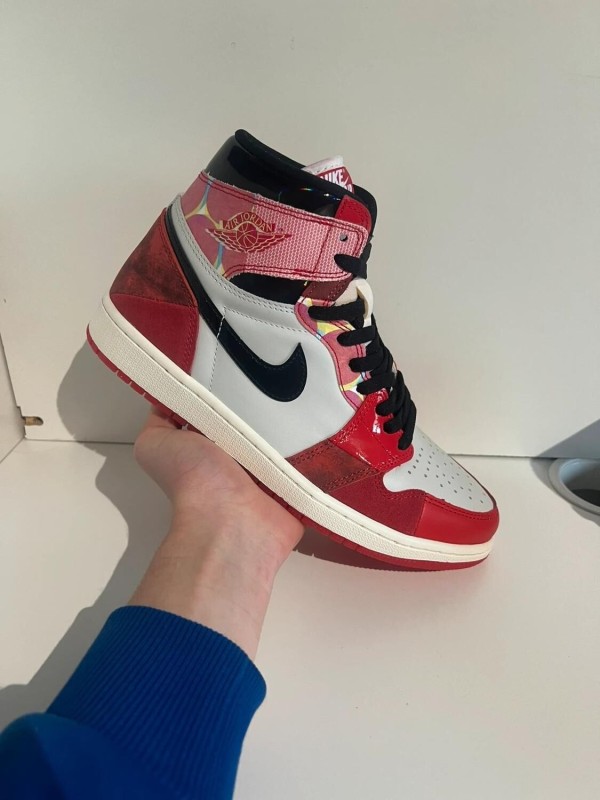 Nike air jordan 1 high spider-man spider verse