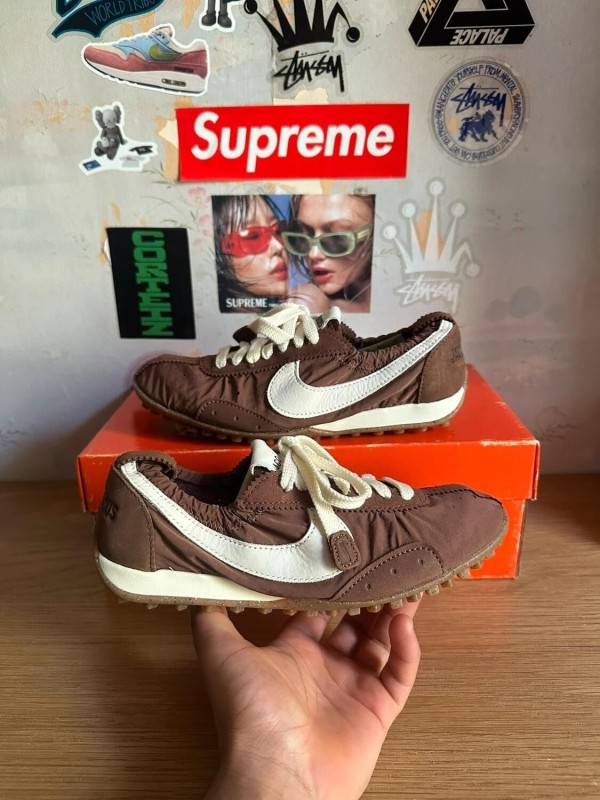 Nike Moon Jacquemus brown / marron