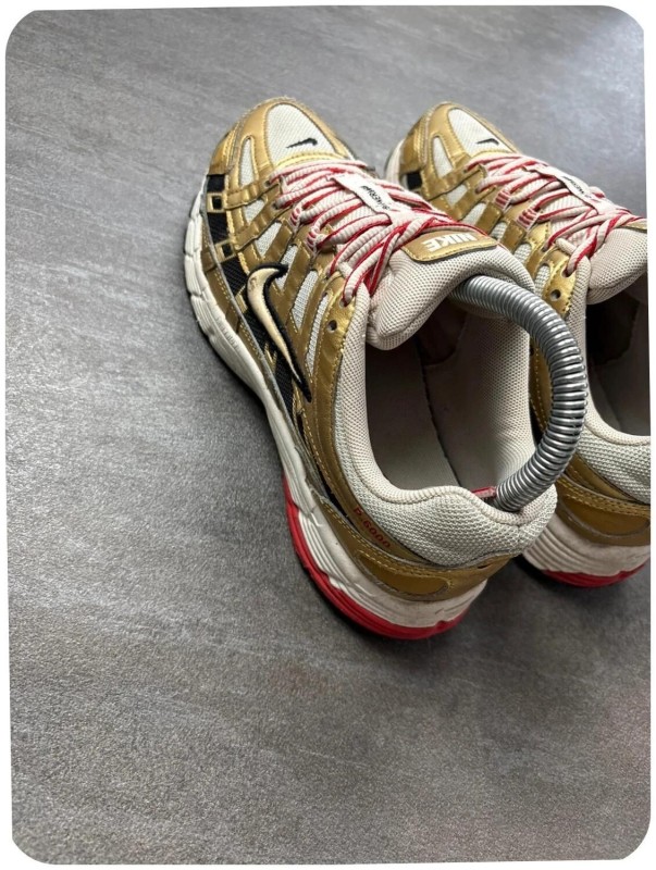Nike p-6000 Doré - taille 38 2