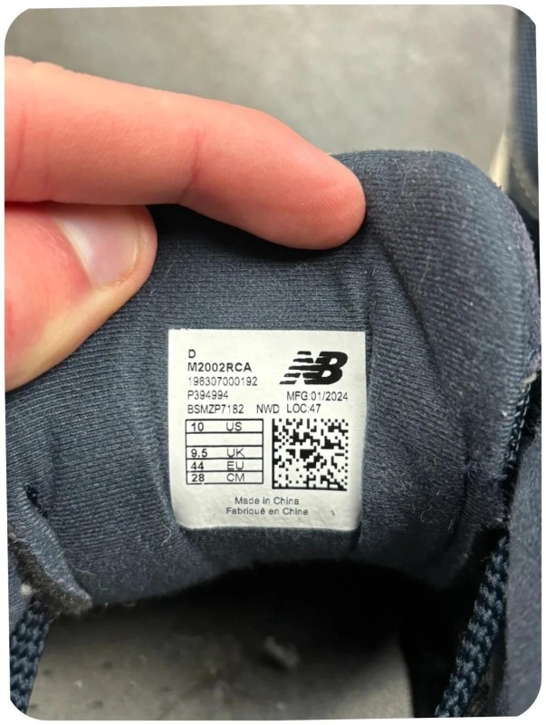 New balance 2002r midnight navy - taille 44 2