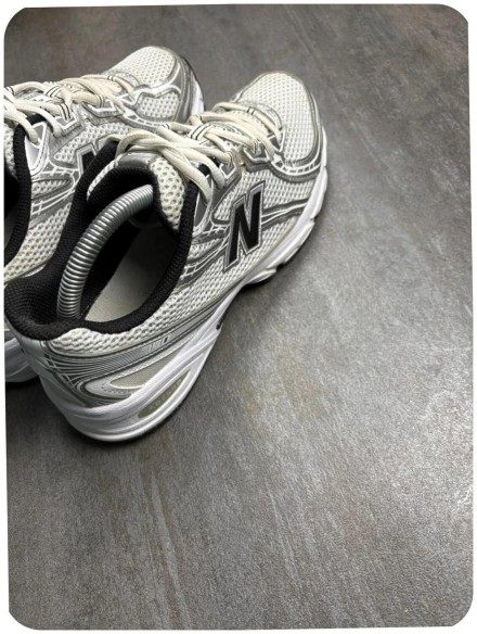 New balance 740 grey / black - taille 41,5