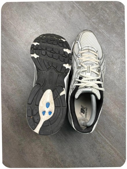 New balance 740 grey / black - taille 41,5