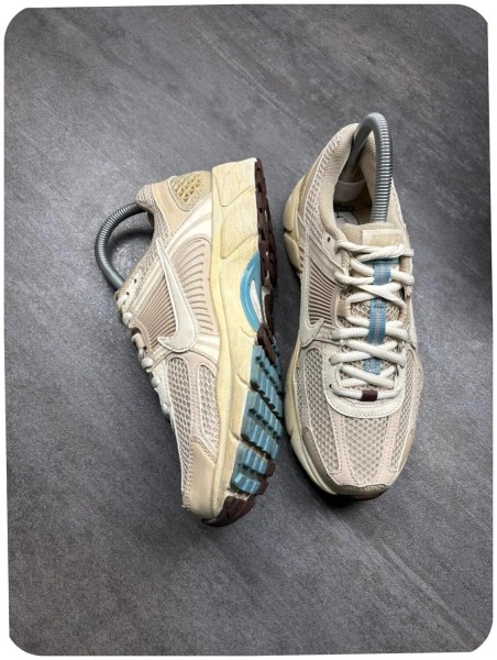 Nike vomero 5 beige - taille 38