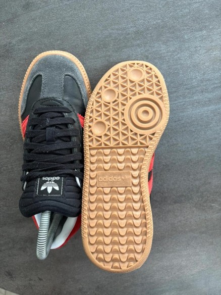 adidas samba XLG Black / Red - taille 36