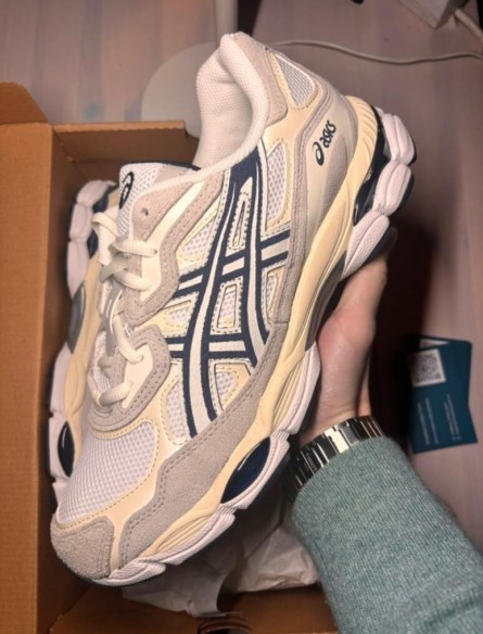 asics gel nyc beige navy taille 42,5
