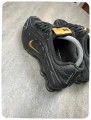 Nike shox r4 black / gold ( taille 39 )