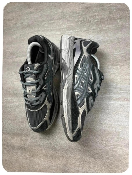 Asics gel nyc black ( taille 42 )