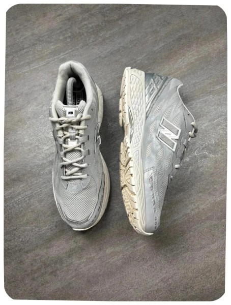 New balance 1906 phantom fit grey ( taille 43 )