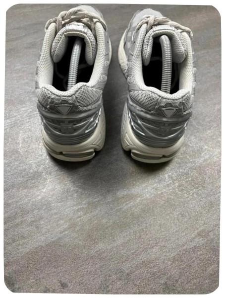 New balance 1906 phantom fit grey ( taille 43 )