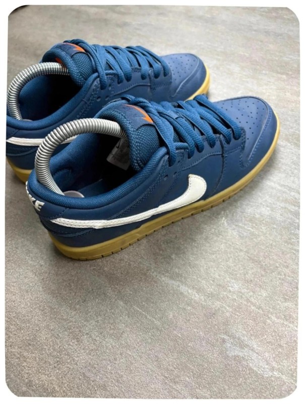 Nike sb dunk low navy gum ( taille 37,5 ) 2