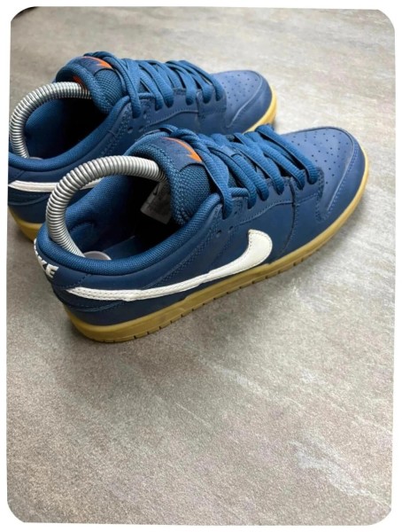 Nike sb dunk low navy gum ( taille 37,5 )