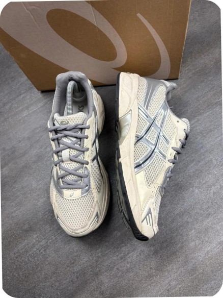 Asics gel 1130 cream / grey - taille 43,5