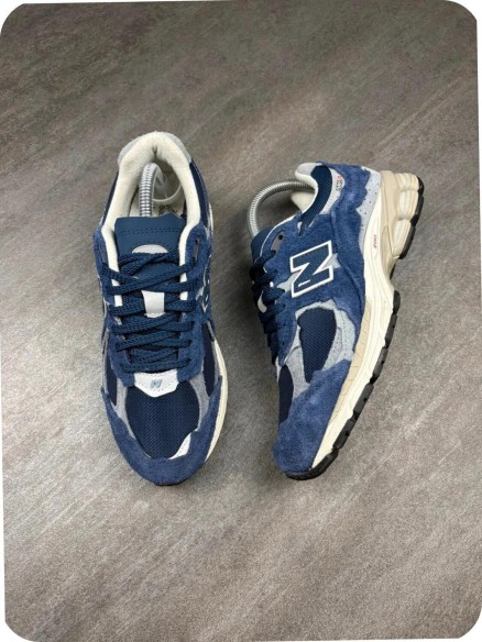 New balance 2002r protection pack navy - taille 38