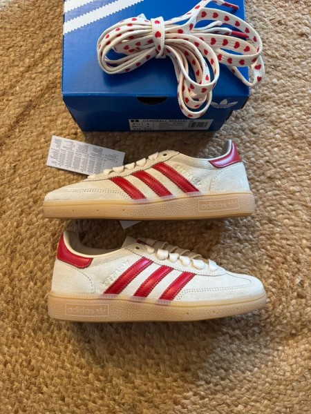 Adidas handball spezial valentines day 2026 - taille 36,5