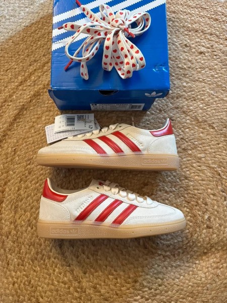Adidas handball spezial valentines day 2026 - taille 38