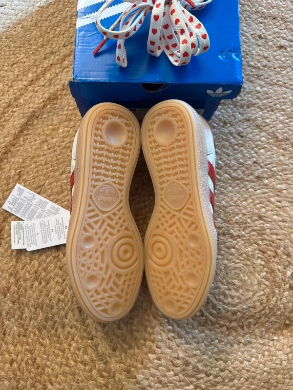 Adidas handball spezial valentines day 2026 - taille 38 2