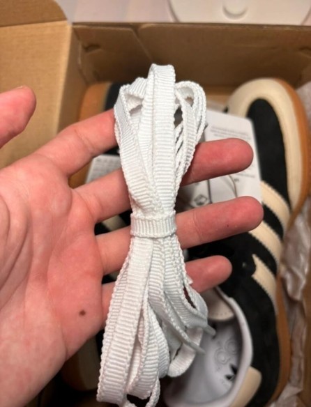 adidas samba OG black wonder white taille 38