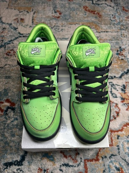 Nike SB Dunk powerpuff