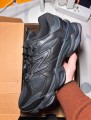 New Balance 9060 Triple Black Leather taille 37