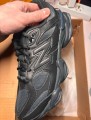 New Balance 9060 Triple Black Leather taille 45