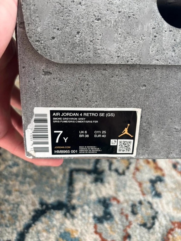 Air Jordan 4 Retro Wet Cement 2