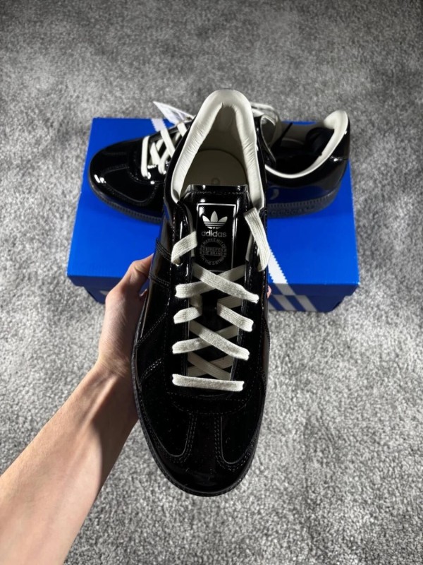 Adidas BW Army Black patent leather - taille 43 1/3 2