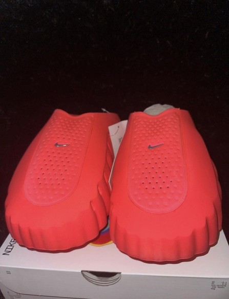 Nike Mind 001 Red