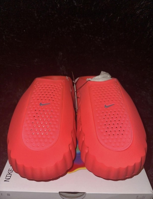 Nike Mind 001 Red