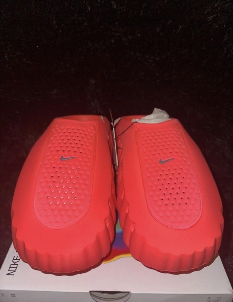 Nike Mind 001 Red