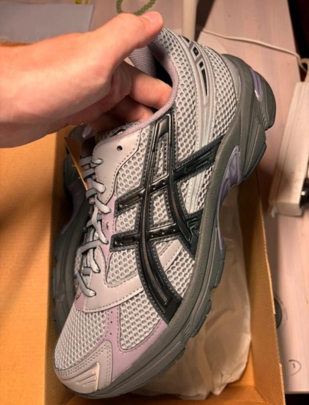 Asics 1130 sheet rock black taille 44 2