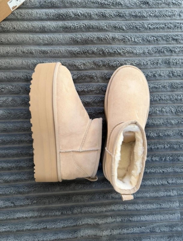 UGG Classic Ultra Mini Platform Boot Sand Beige - 40 2