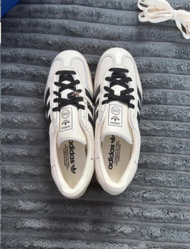 adidas gazelle indoors beige cream off white gum black - 40,5 2