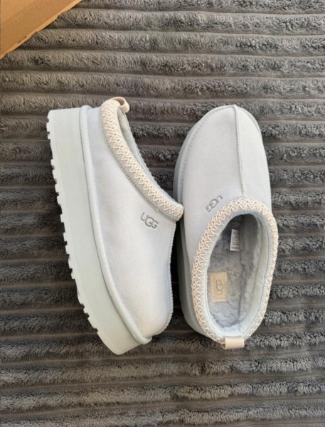 UGG Tazz Sky Blue Bleu Ciel Baby Blue - 41