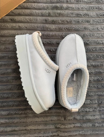 UGG Tazz Sky Blue Bleu Ciel Baby Blue - 41
